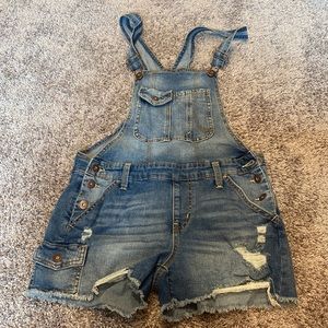 Overall shorts